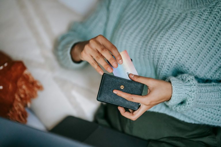 How to Have a Successful No-Buy Challenge
